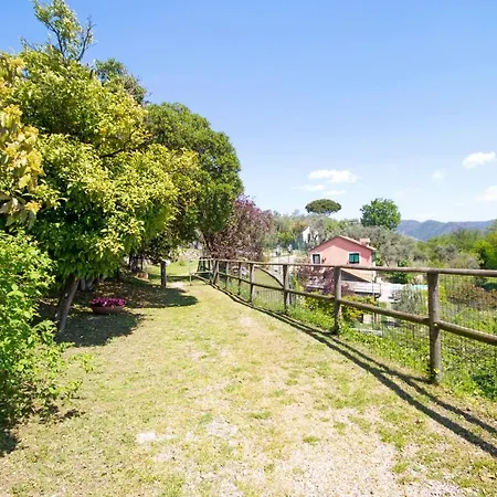 Monolocale Fattorialmare Viola Apartmán *